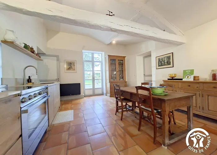 Peyres Semesterbostad *